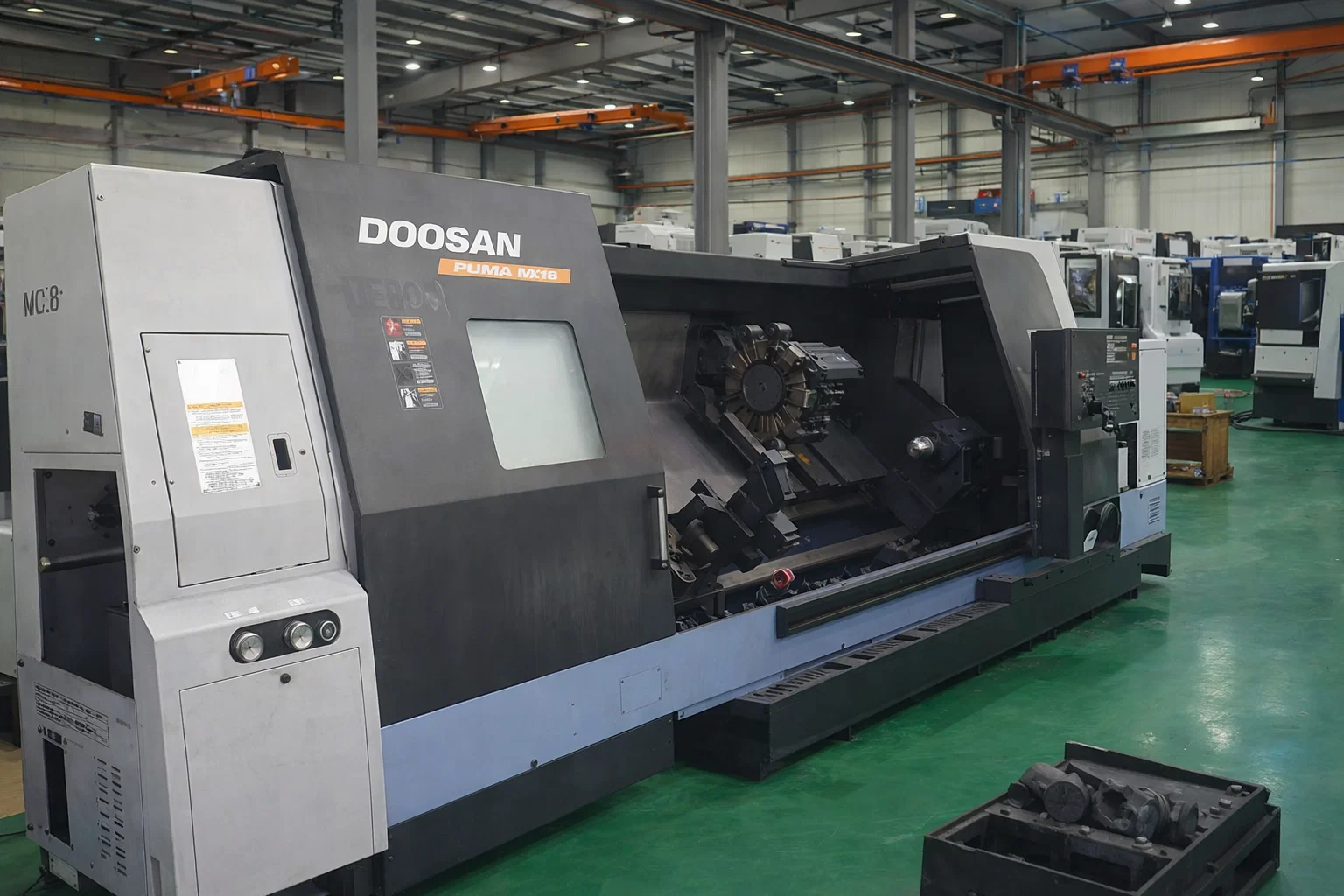 DOOSAN PUMA 800