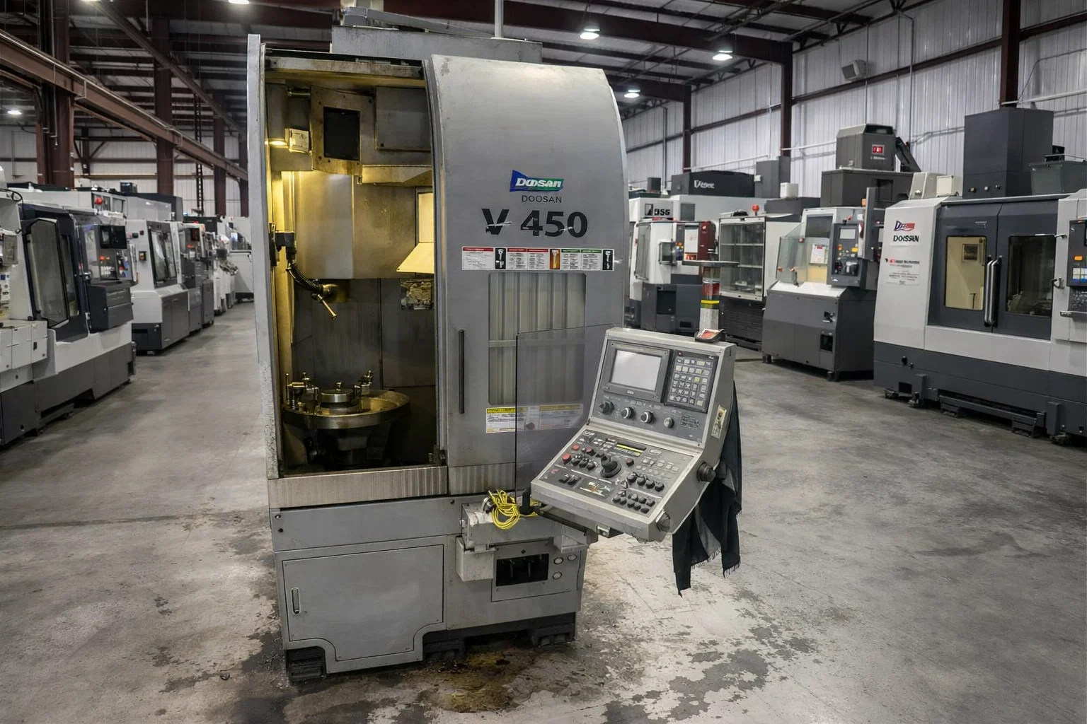 DOOSAN PUMA V450M