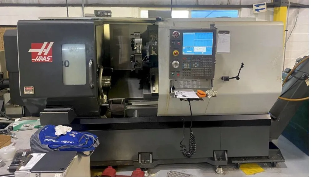 HAAS DS30 WITH BAR FEEDER – 2013