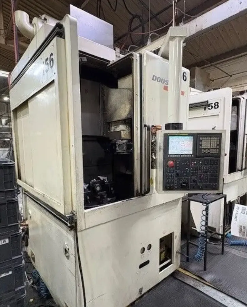 DOOSAN PUMA V400M – 2012