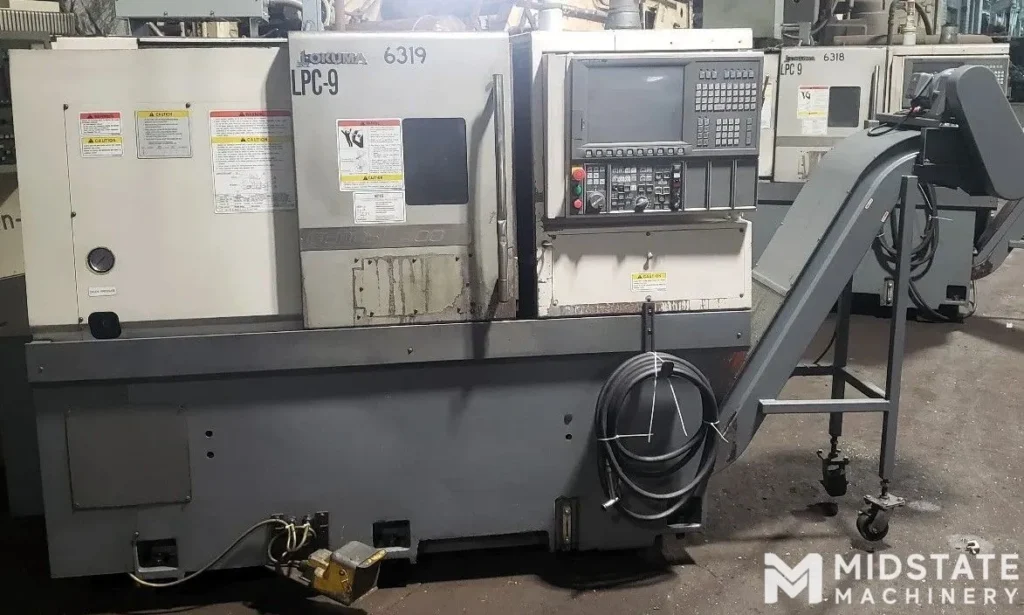 OKUMA GENOS L400 – 2013