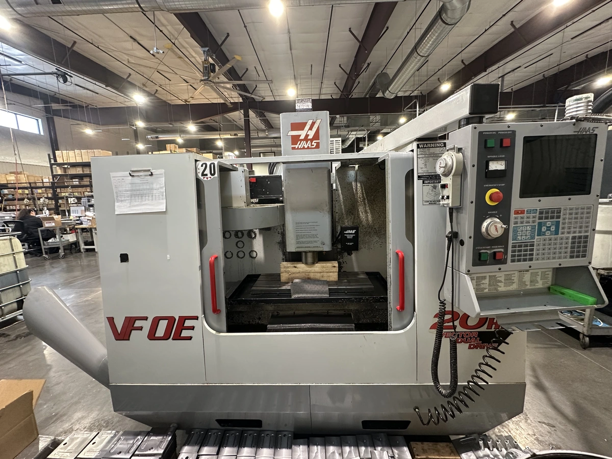 HAAS VF0E – 2001