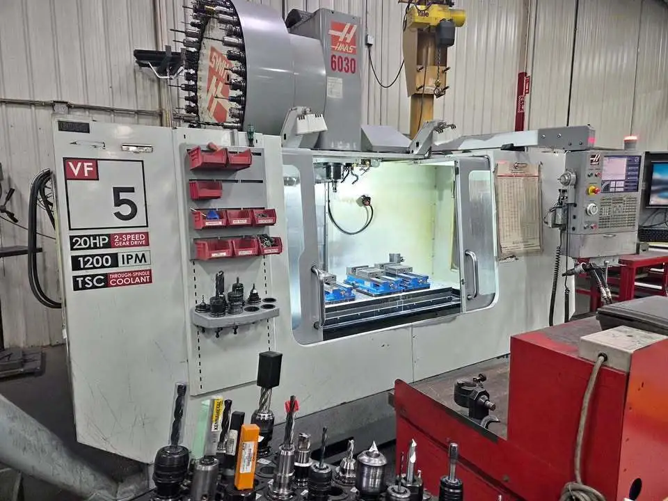 HAAS VF5 2008