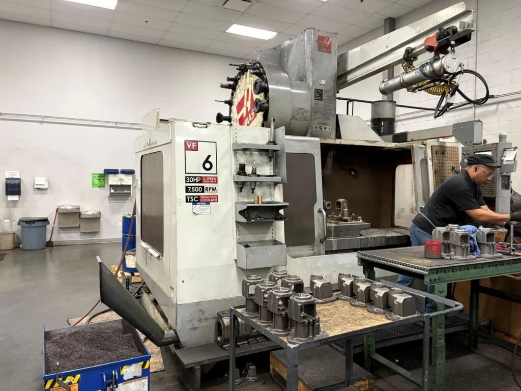 HAAS VF6 2006