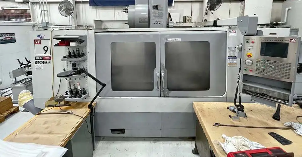 HAAS VF9/40 2005